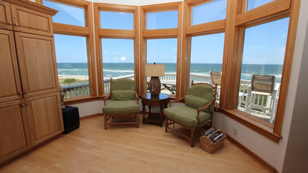 House, 6 Bedrooms, Bathtub (Windrift ( 6-Bedroom Home )) - Featured Image