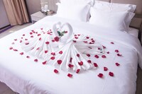 Romantic Queen Room