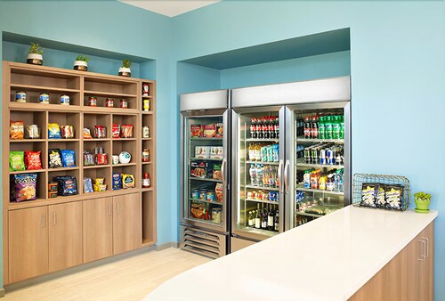 Snack Bar