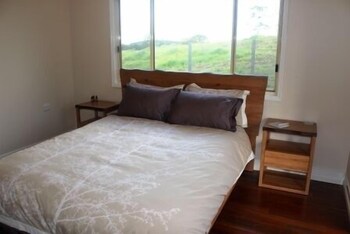 Symphony House - 1 Bedroom - Guestroom