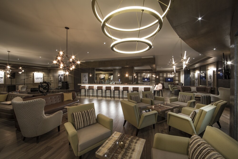 Hotel Bar