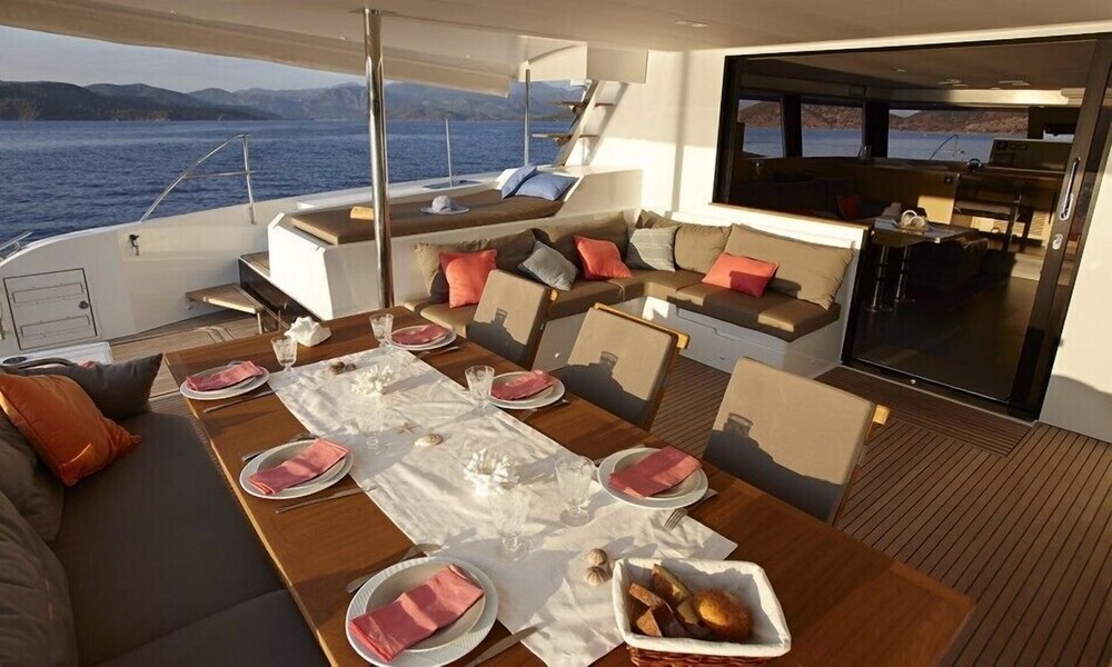 Ipanema 58 Private Yacht - Featured Image