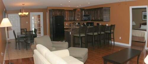 Luxury Chalet, 2 Bedrooms - Living Area