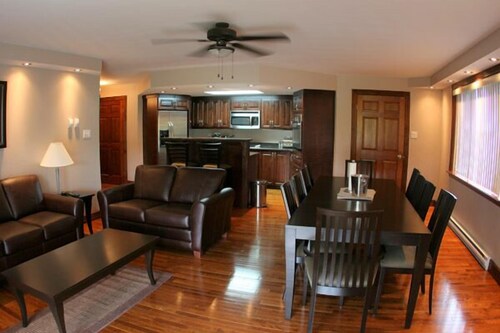 Luxury Chalet, 3 Bedrooms - Living Area