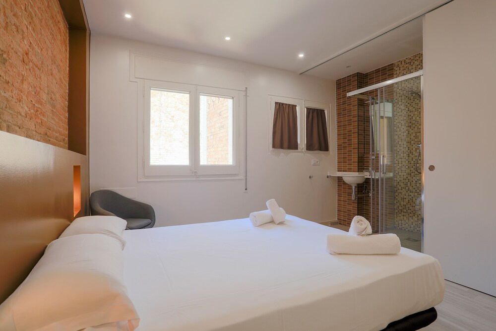 Apartment, 3 Bedrooms (1242) - Guestroom
