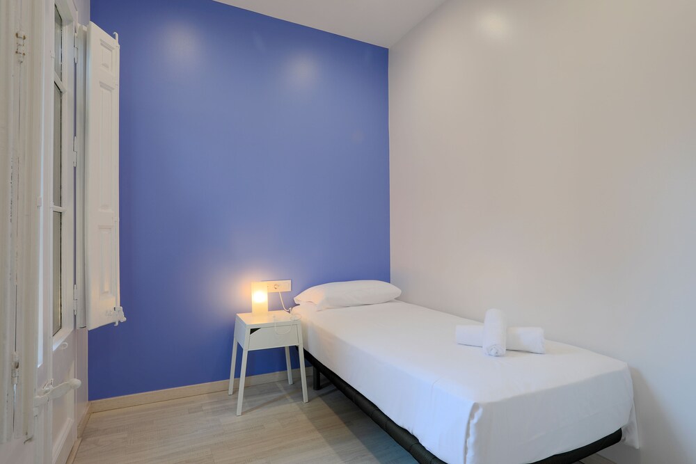 Apartment, 3 Bedrooms (1242) - Guestroom