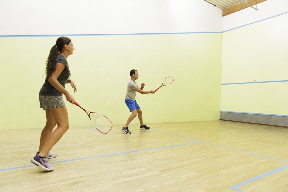 Terrain de sport