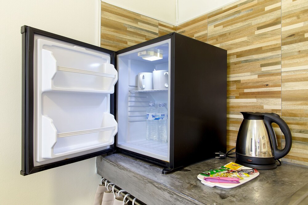 Mini-Refrigerator
