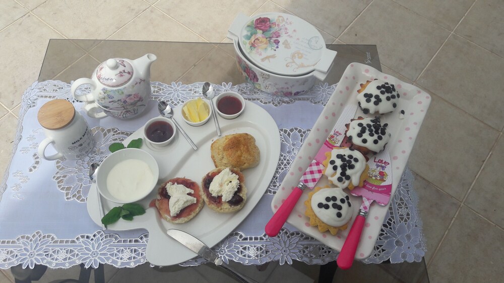 Makanan dan Minuman