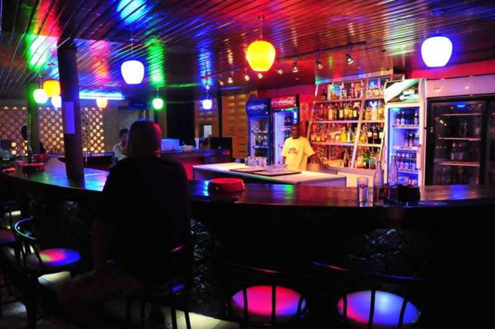 Hotel Bar
