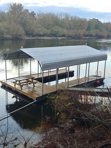 Beautiful Suwannee River Getaway