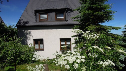 Ferienhaus im Erzgebirge (7 Pers.): Wandern, Radfahren, Wintersport, Relaxen!