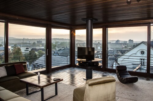 Großzügige Wohnung mit Panoramablick auf Rhein, Deutsches Eck und Festung