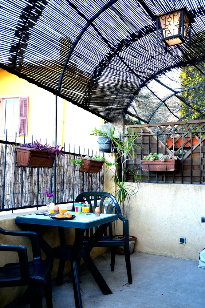 Apartment - Terrace/Patio