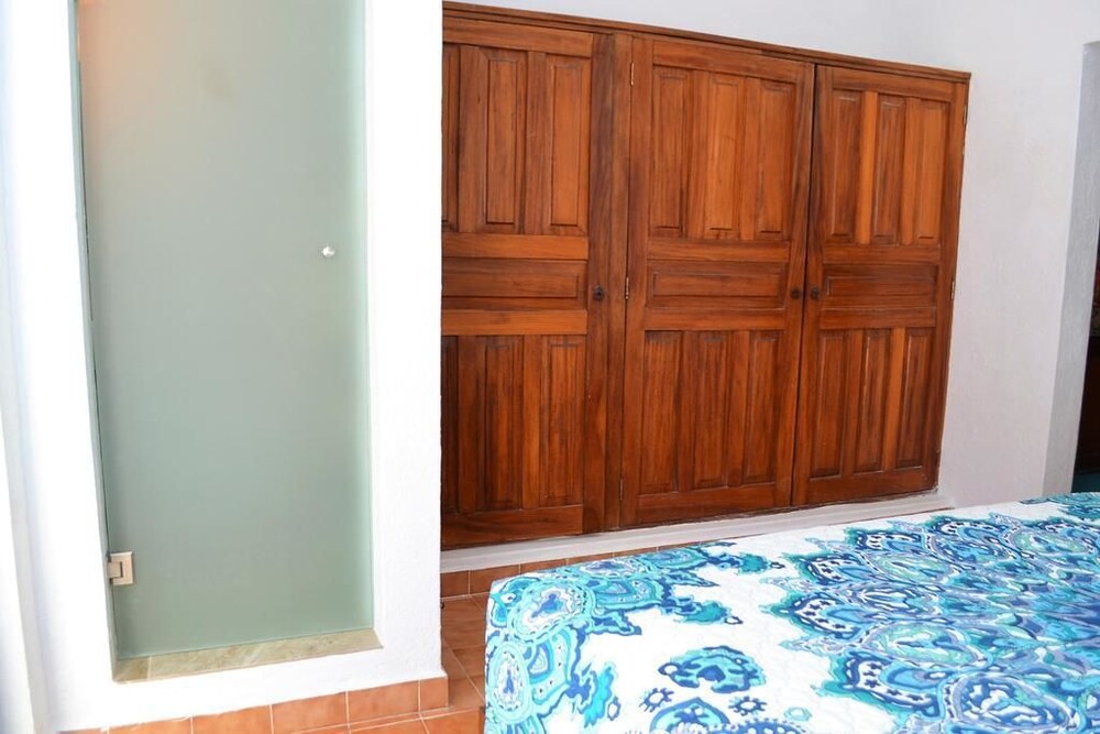 Premium Suite, 1 Bedroom, Ocean View, Mountainside - Guestroom