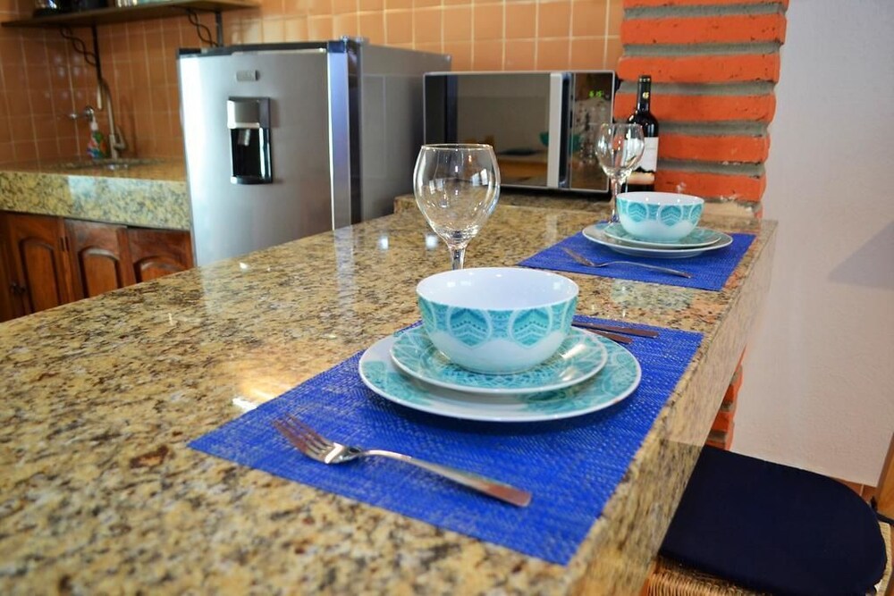 Premium Suite, 1 Bedroom, Ocean View, Mountainside - In-Room Kitchenette