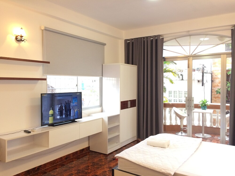 Luxury Studio - Guestroom