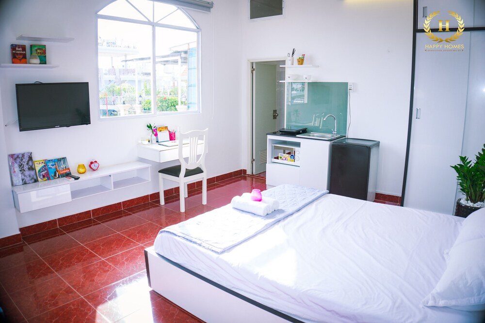 Big Room - Living Room