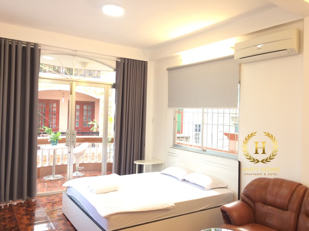 Luxury Studio - Featured Image