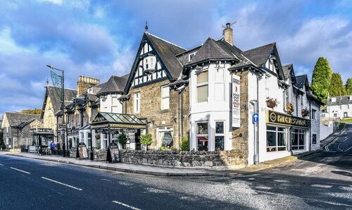 McKays Hotel Bar & Restaurant