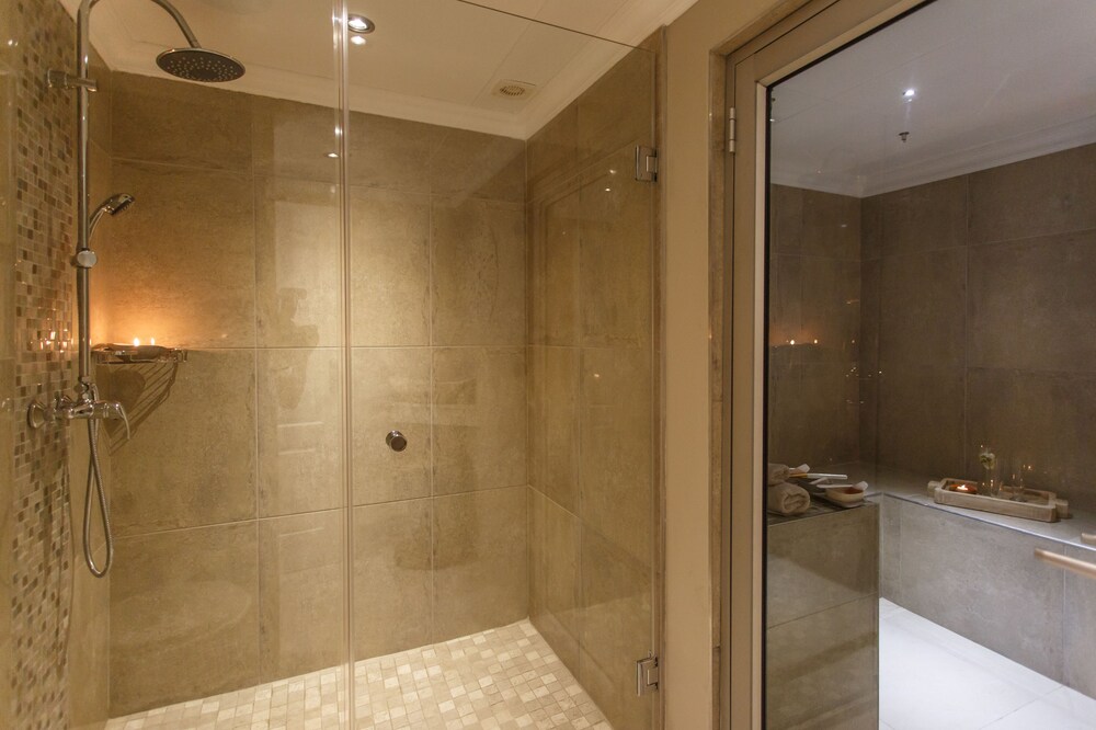 Steam Room