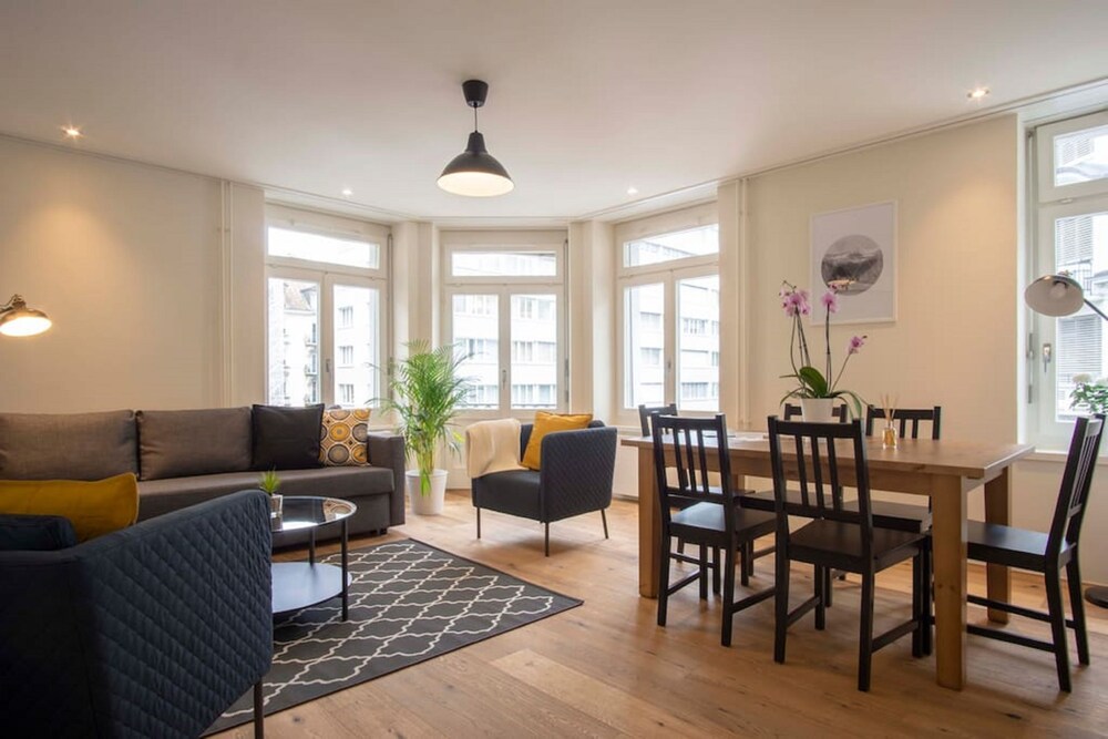 Zimmer (Weisshorn 2, 3 Bedroom Apartment)