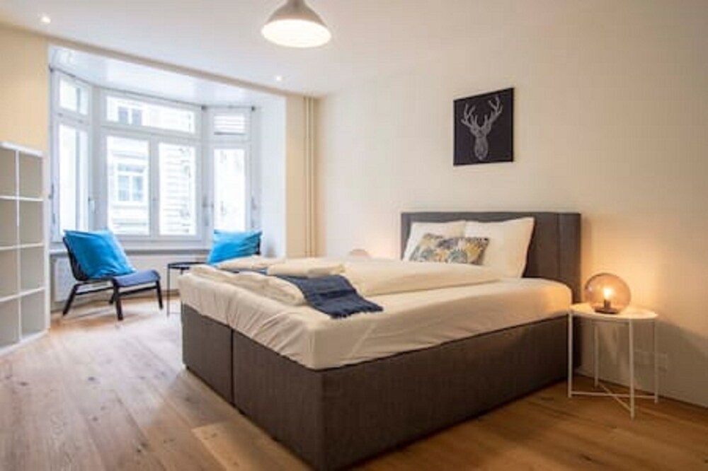 Zimmer (Weisshorn 2, 3 Bedroom Apartment)