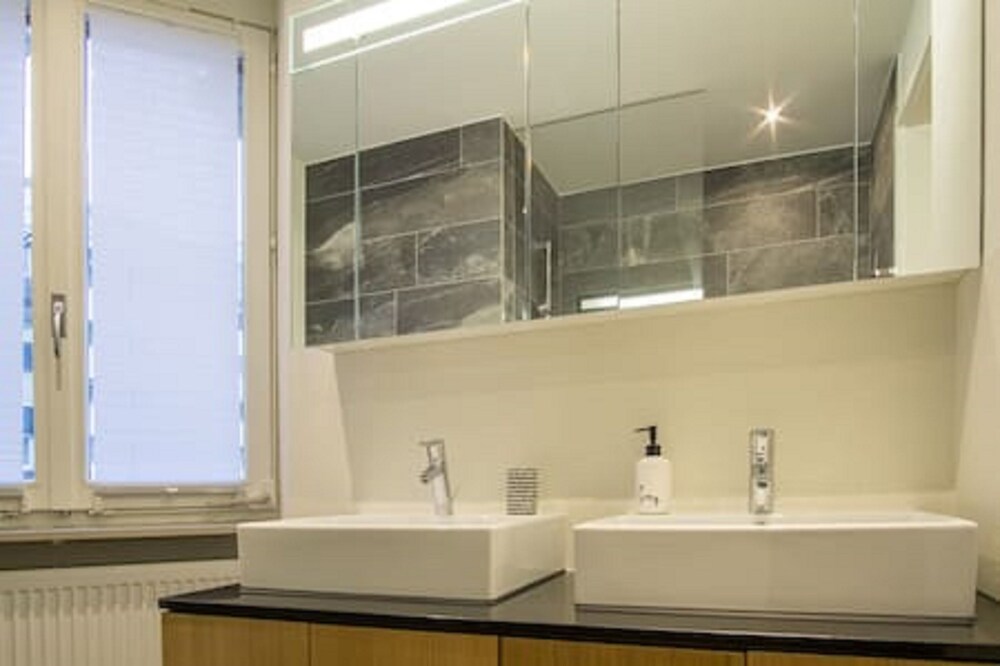 Zimmer (Weisshorn 2, 3 Bedroom Apartment)