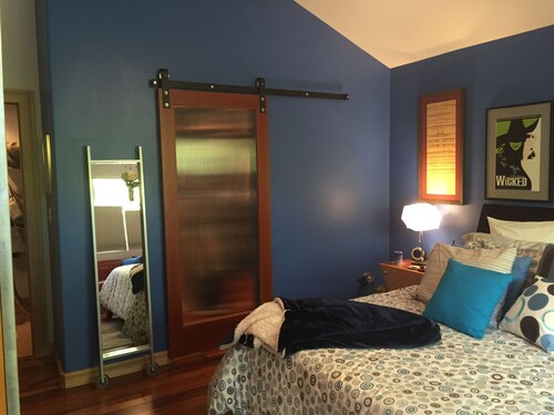 Disney or Ocean 15mins - Maison familiale luxueuse de 3 chambres à Tustin - Piscine, A / C, cour, jardin<br>