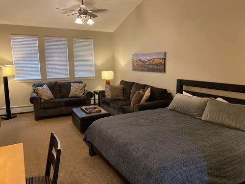 Updated Ski-In / Ski-Out Studio Condo at the base of Winter Park Resort