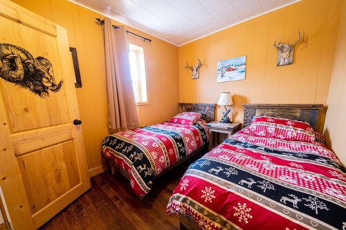 90+ Acre Ranch Directly On The Elk River In The Heart of the Canadian Rockies!