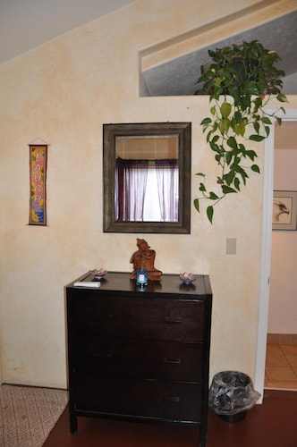 Family/Pet friendly, Mountain Biking Heaven, Heart of Red Rocks oasis.