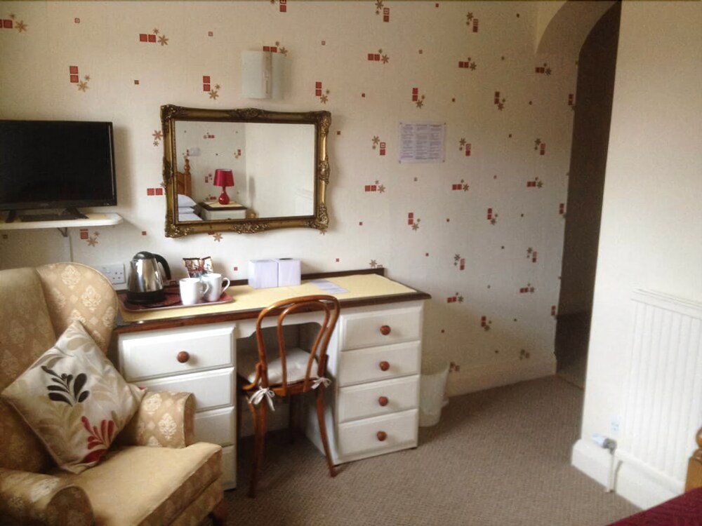 Guestroom