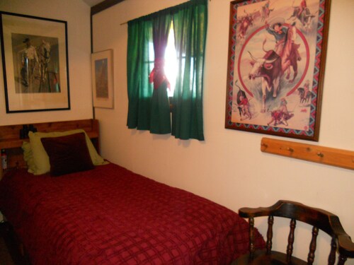 MOUNTAIN VIEWS ON A BUDGET & CLOSE TO GLACIER- A RUSTIC TASTE OF MONTANA's PAST