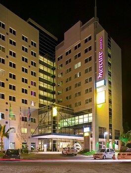 Hotel Front - Evening/Night