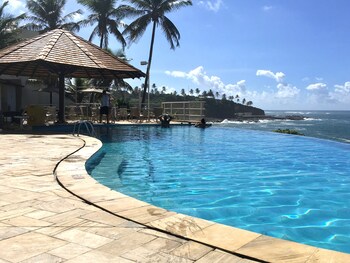 Poolside Bar