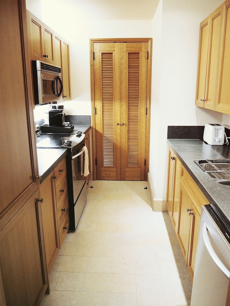In-Room Kitchen
