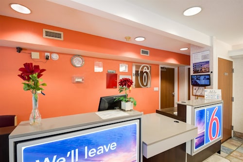 Motel 6 Statesville, NC
