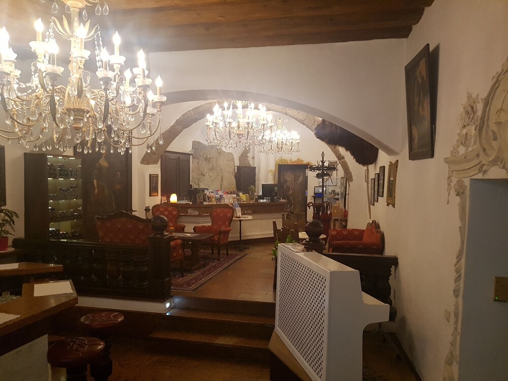 Lobby-Lounge