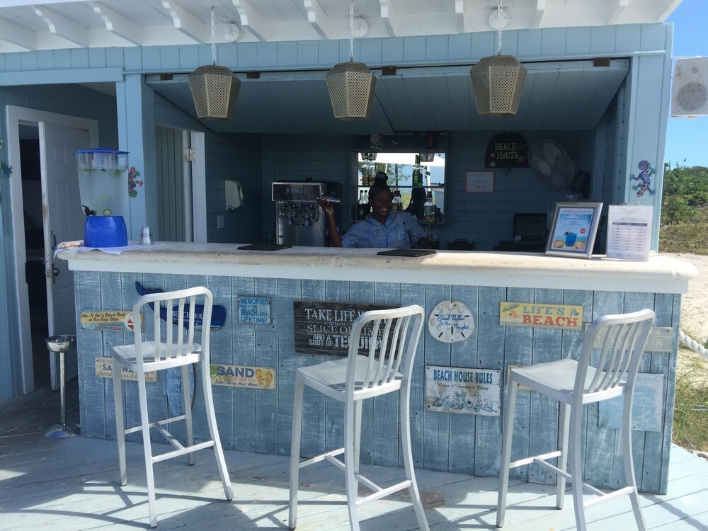 Hotel Bar