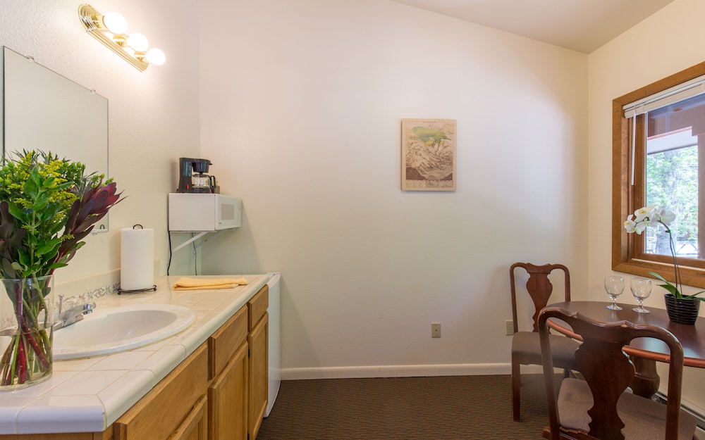 In-Room Kitchenette