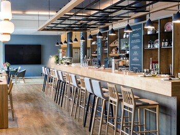 Snack Bar