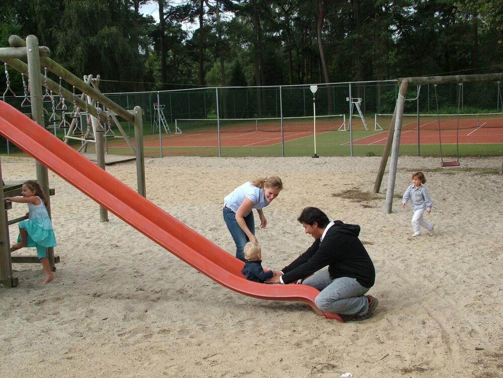 Childrens Play Area - Outdoor
