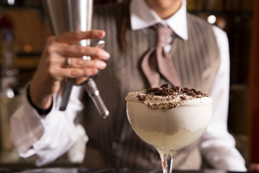 Hotel Bar