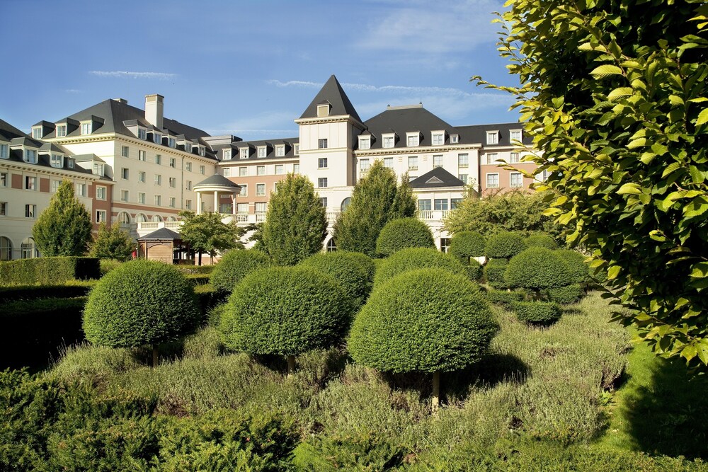 Exterior, Dream Castle Hotel