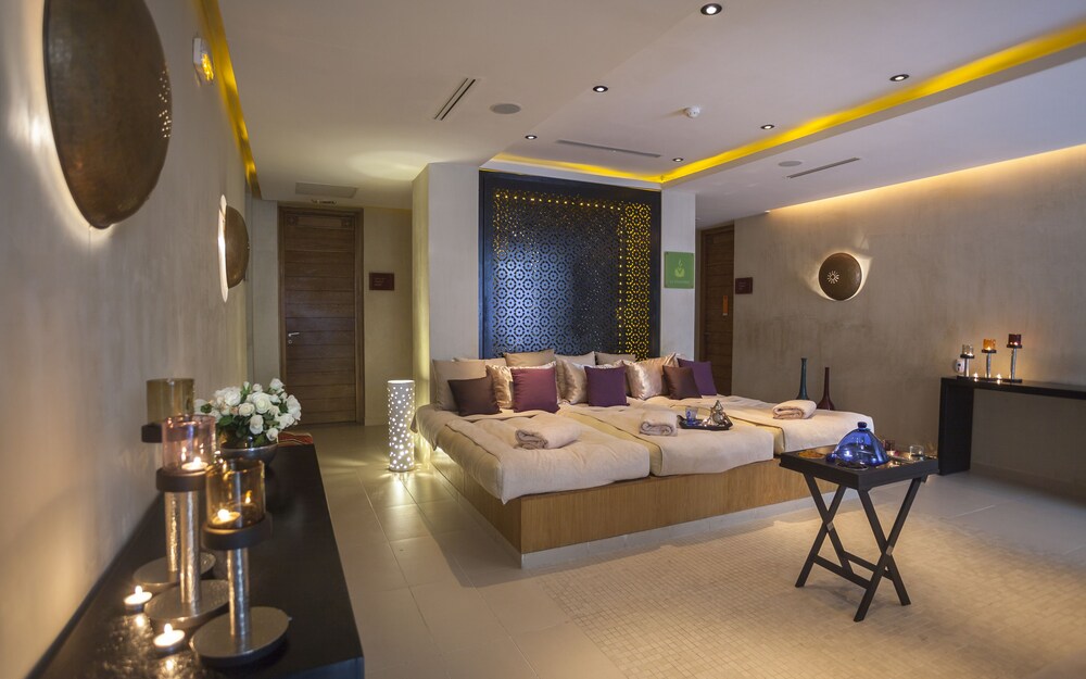 Spa Reception