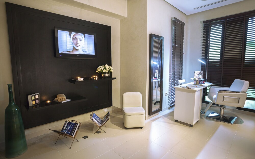 Facial
