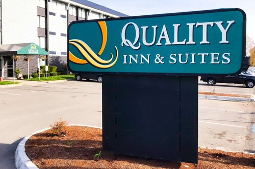Quality Inn and Suites Everett