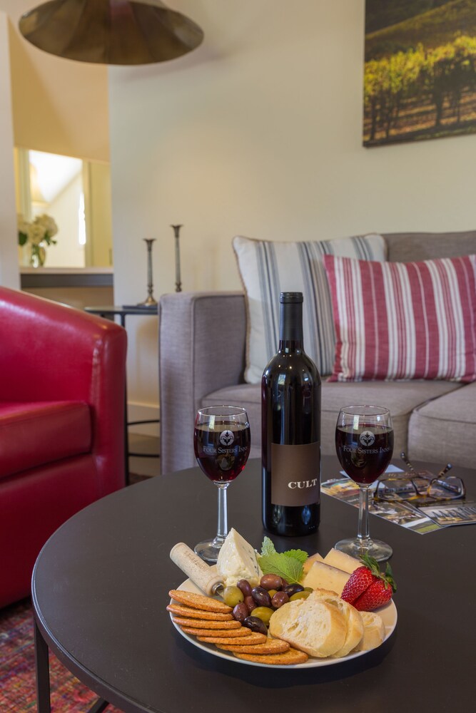 Room Service - Dining