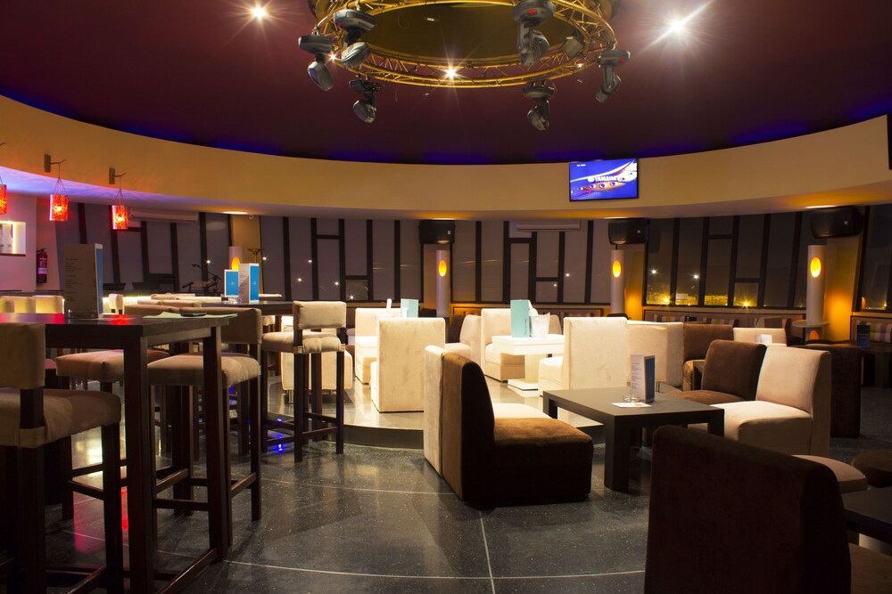 Hotel Bar